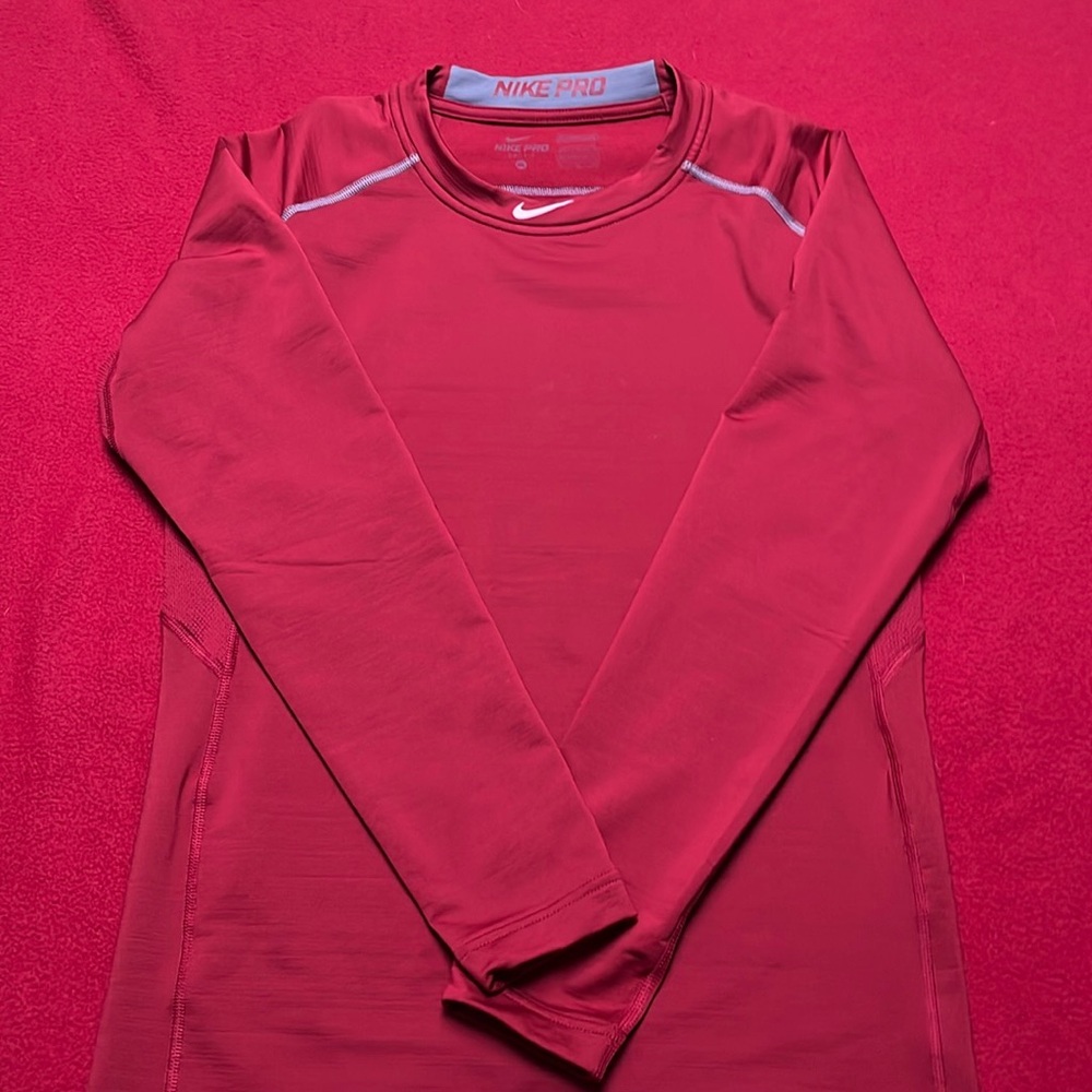 Nike Compression Shirt Dri Fit Pullover Shirt Long Sleeve XL X-Large maroon